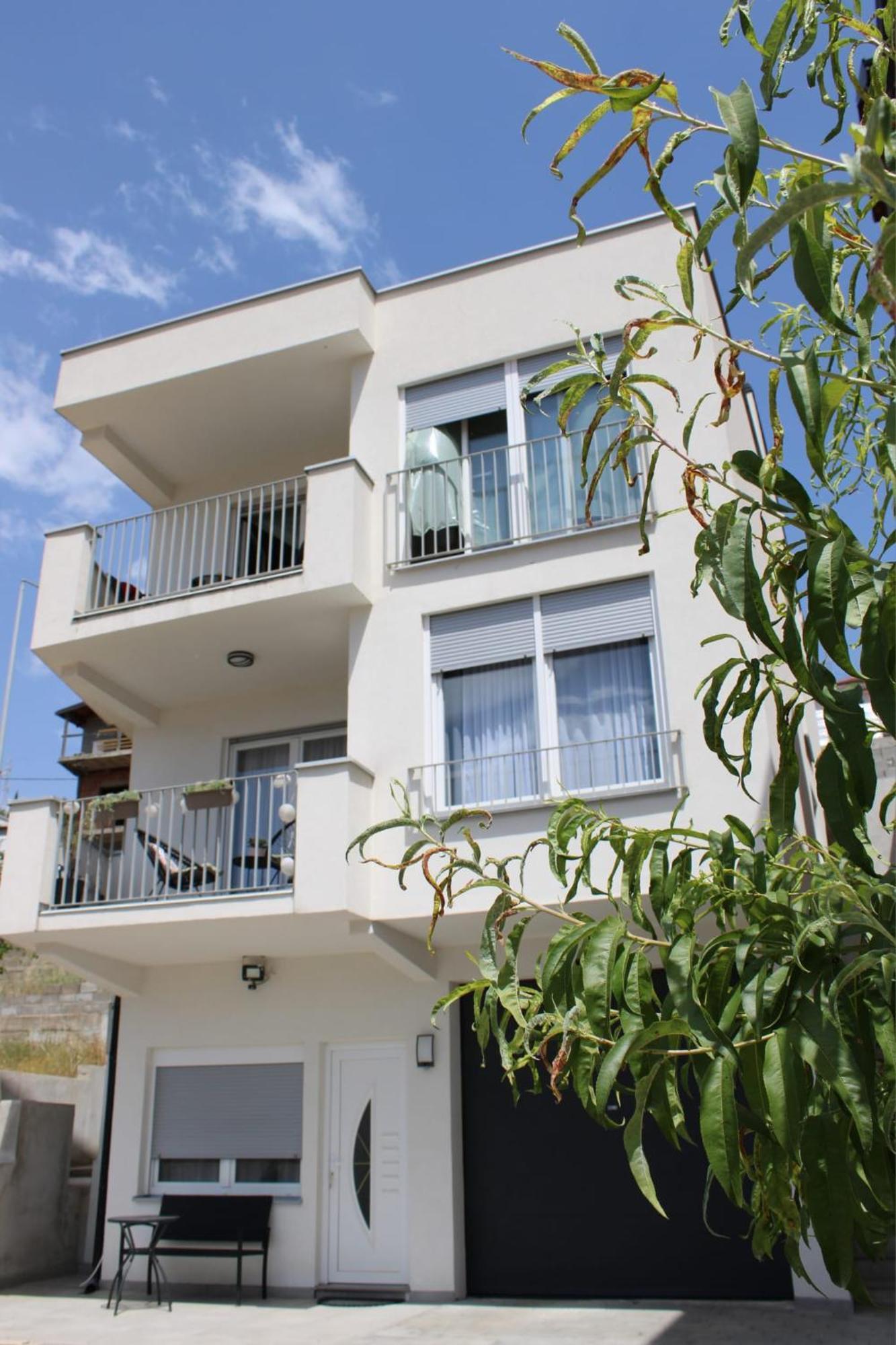 Apartment Merry - Free Garage & Parking Mostar Kültér fotó