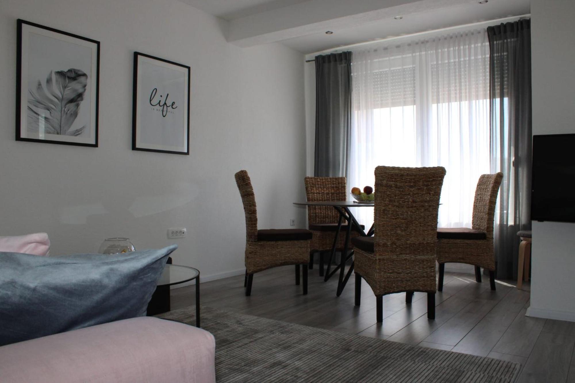 Apartment Merry - Free Garage & Parking Mostar Kültér fotó